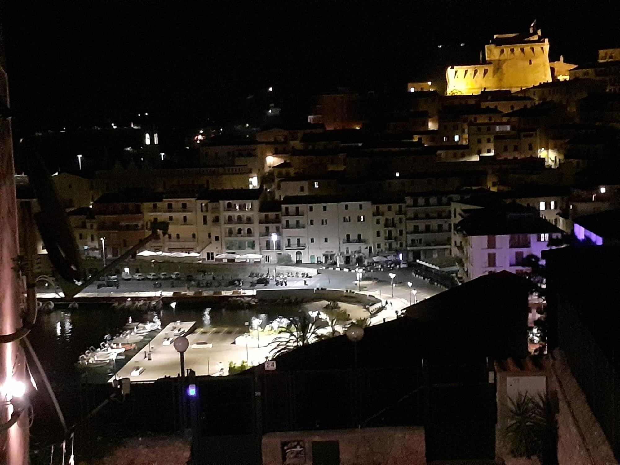 Pilarella Gallery Trilocale Vistamare Porto Santo Stefano  Kültér fotó